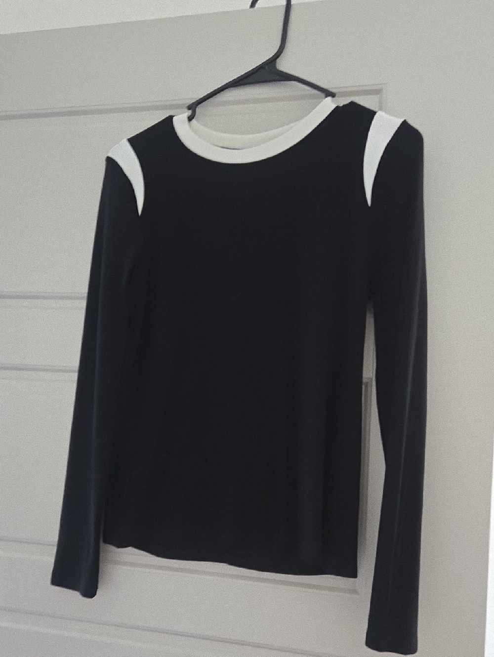Commense Black Long-Sleeve Tee with White Shoulder and Neck Trim
